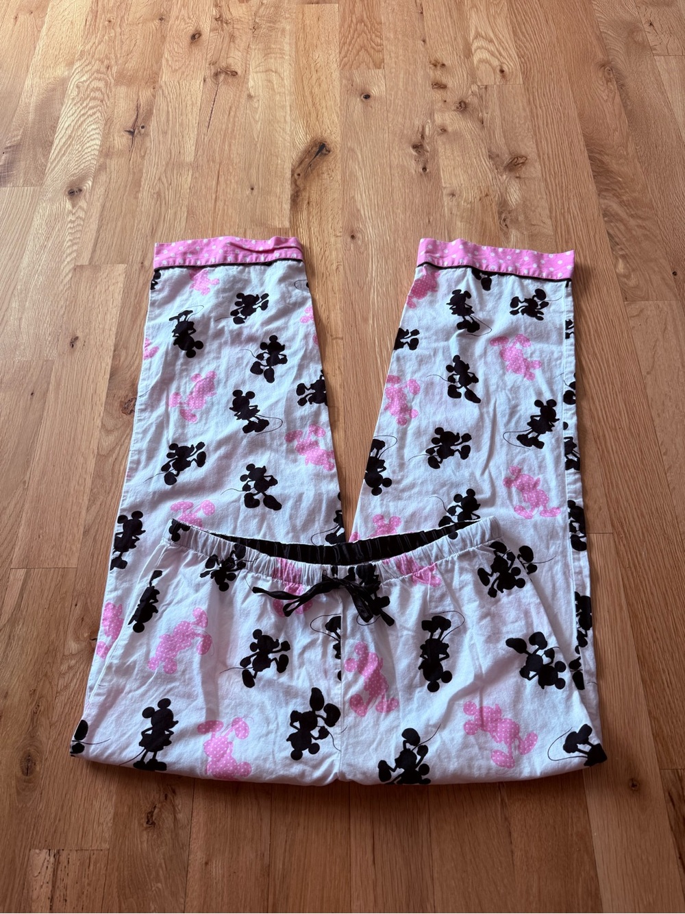 Women’s Disney Mickey & Minnie Mouse pj pants